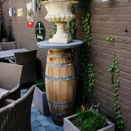 Hotel & Foodbar Atelier 84