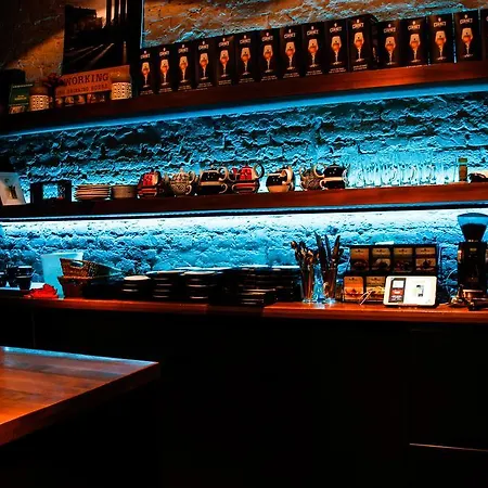 & Foodbar Atelier 84 Hotel 3*