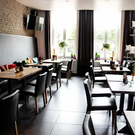 & Foodbar Atelier 84 Hotel 3*