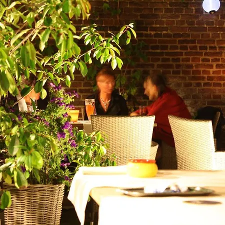 & Foodbar Atelier 84 Maaseik