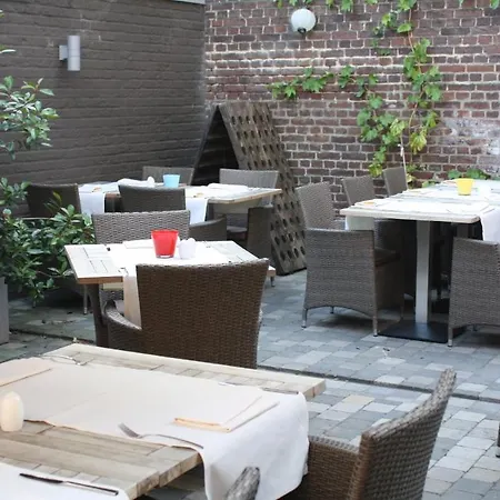 & Foodbar Atelier 84 Hotel