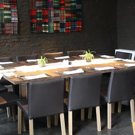 & Foodbar Atelier 84